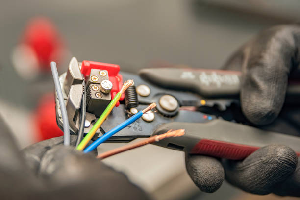 Best Local Electrician Companies  in Fairhope, PA